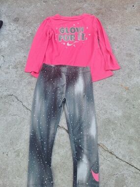 Nike set shirt and leggings
